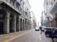 Savona, materiale ingombrante provvisoriamente posto sul marciapiede: maxi multa per un negoziante di via Paleocapa
