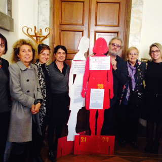 Savona in prima linea contro la violenza sulle donne: una settimana di eventi per invitare a "reagire"