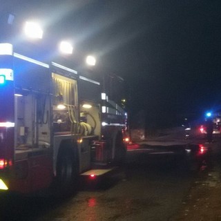 Notte di lavoro per i vigili del fuoco della Provincia: alberi caduti e allagamenti causa maltempo