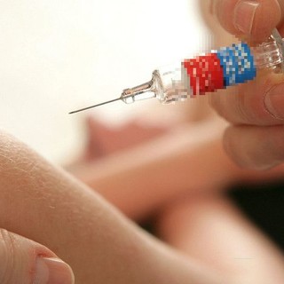 Vaccinazione antinfluenzale: acquistate 90mila dosi dall'ASL2