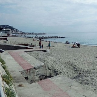 PD in Regione "Obiettivo tenere basse le tariffe delle spiagge libere attrezzate" PD in Regione "Obiettivo tenere basse le tariffe delle spiagge libere attrezzate"