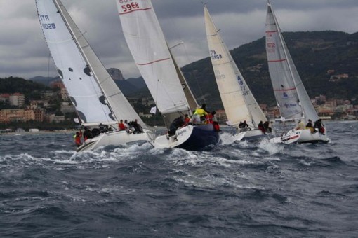 Avvincente weekend di regate a Finale Ligure con la prova del Campionato delle Due Isole Avvincente weekend di regate a Finale Ligure con la prova del Campionato delle Due Isole