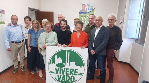 Giù il velo, Vivere Vado si presenta con la candidata sindaco Franca Guelfi: presentata la lista Giù il velo, Vivere Vado si presenta con la candidata sindaco Franca Guelfi: presentata la lista