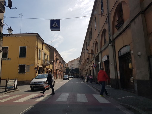Albenga: oggi pomeriggio inaugurazione del negozio di abbigliamento "MogaDor"
