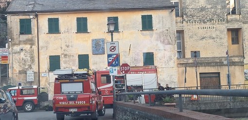 Si ribalta col trattore in campagna e finisce schiacciato: morto un 70enne