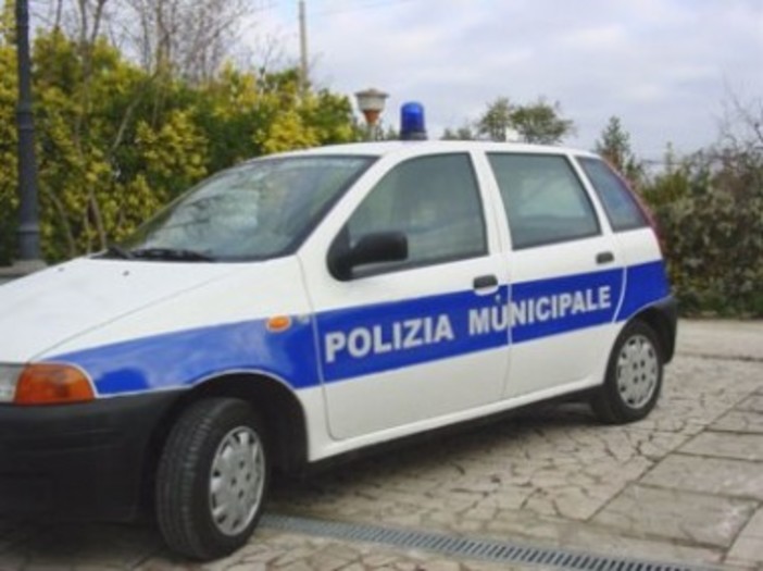 Albenga: auto pirata dopo un incidente in regione Rapalline
