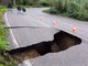 Maltempo a Tovo San Giacomo: voragine in via Costino, nella frazione di Bardino Vecchio Maltempo a Tovo San Giacomo: voragine in via Costino, nella frazione di Bardino Vecchio