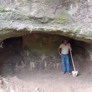 Roccavignale, recuperata la vecchia grotta del Presepe Vivente (FOTO) Roccavignale, recuperata la vecchia grotta del Presepe Vivente (FOTO)