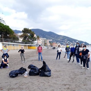 Alassio Wave Walking: una domenica per pulire il litorale
