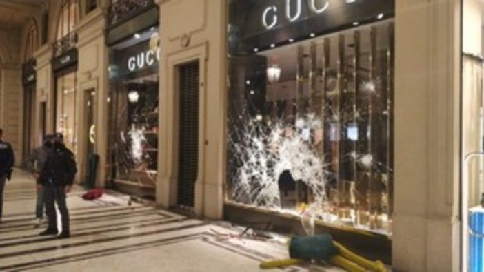 Cinque arresti per la guerriglia urbana del 26 ottobre 2020 a Torino