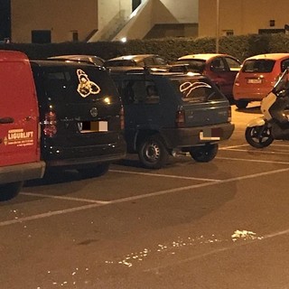 Vandali in azione a Toirano, De Fezza: "Troppi ragazzini maleducati, parlerò con i genitori"