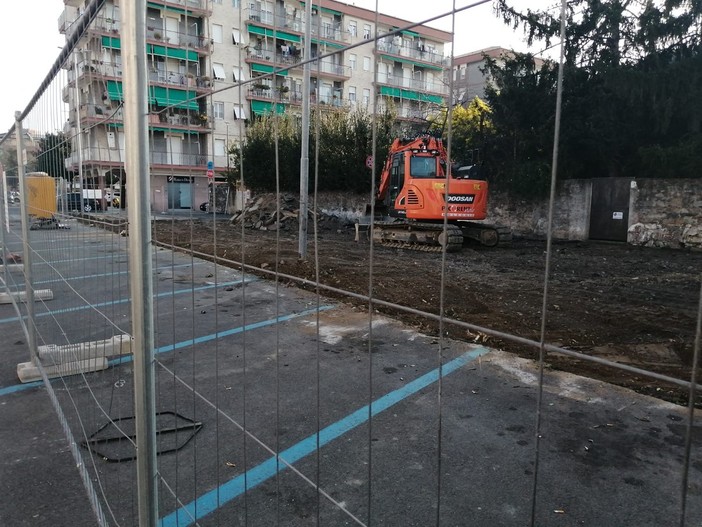 Albenga, restyling in viale Liguria: un nuovo parcheggio e più sicurezza stradale e urbana (FOTO) Albenga, restyling in viale Liguria: un nuovo parcheggio e più sicurezza stradale e urbana (FOTO)