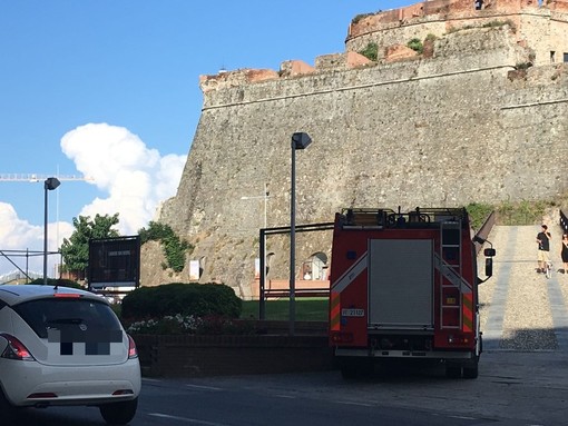 Savona:minaccia di suicidarsi buttandosi dal Priamar, salvato (FOTO)