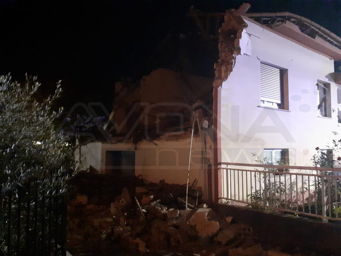 Esplosione villetta a Cairo, l'uomo soccorso è ricoverato al centro grandi ustionati di Villa Scassi Esplosione villetta a Cairo, l'uomo soccorso è ricoverato al centro grandi ustionati di Villa Scassi