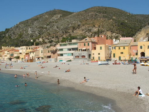 Torna Vari Gotti &amp; Fritti al Porto di Finale Ligure