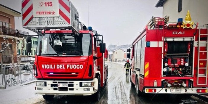 Massi sulla carreggiata causano disagi sulla Provinciale del Colle di San Bernardo