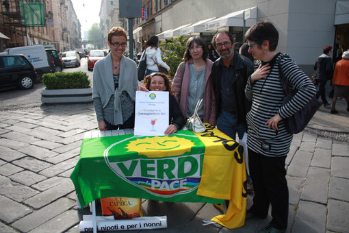 Banchetto dei Verdi in corso Italia (immagine di repertorio)