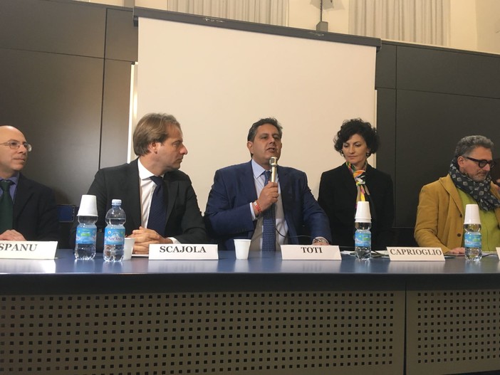 Savona, Villa Zanelli entro il 2018 l’inizio dei lavori. Presidente Toti: "Restituiremo ai savonesi un centro polifunzionale” Savona, Villa Zanelli entro il 2018 l’inizio dei lavori. Presidente Toti: "Restituiremo ai savonesi un centro polifunzionale”