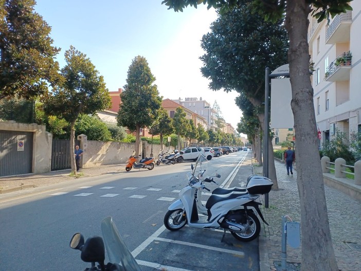 Albenga: assegnati i lavori di rifacimento dei marciapiedi di Via Trieste Albenga: assegnati i lavori di rifacimento dei marciapiedi di Via Trieste