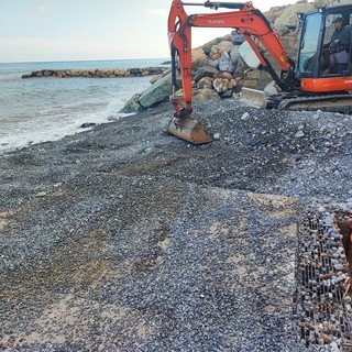 Albenga, manutenzione di rii e canali: interventi intensificati in viale Che Guevara e nella zona di Vadino Albenga, manutenzione di rii e canali: interventi intensificati in viale Che Guevara e nella zona di Vadino