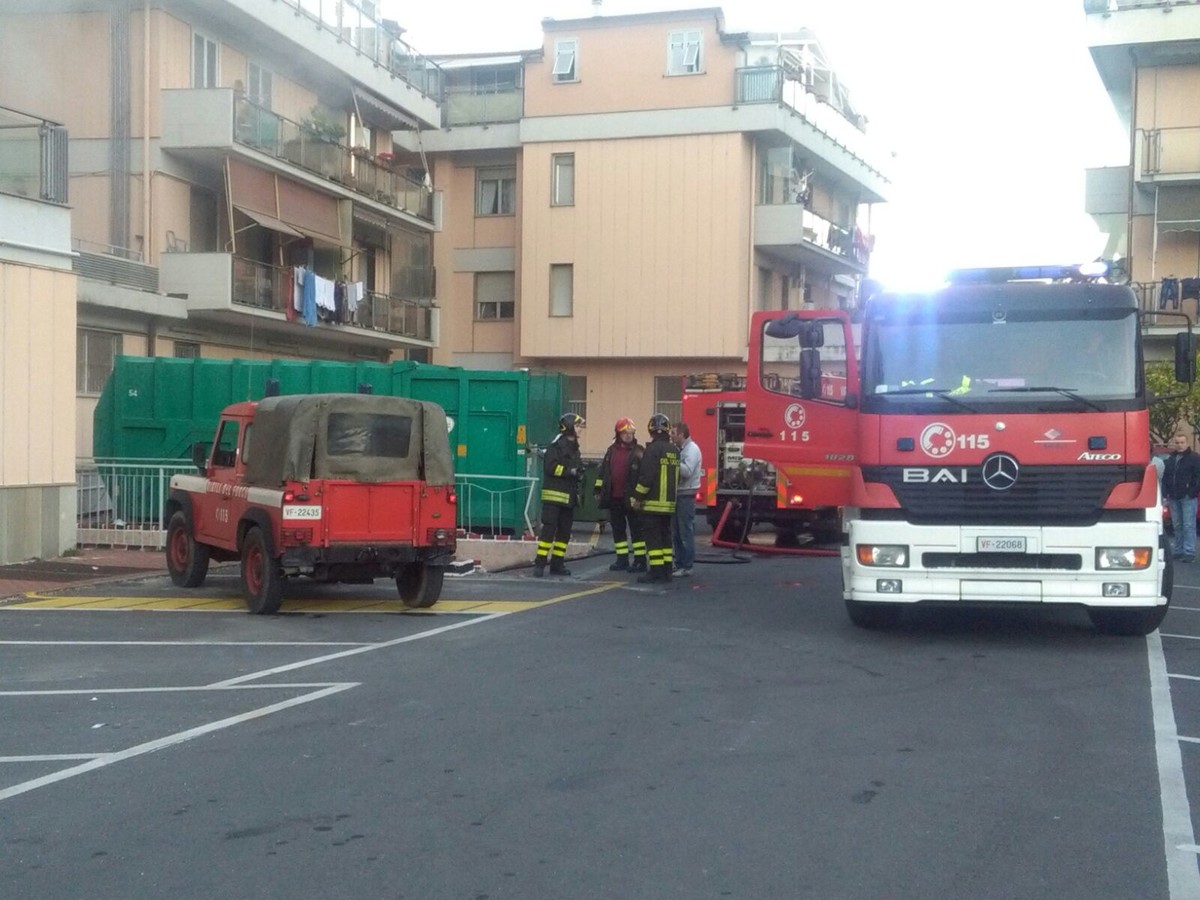 Riaperto il Conad di via Trieste, ma il banco freschi oggi rimane vuoto Riaperto il Conad di via Trieste, ma il banco freschi oggi rimane vuoto