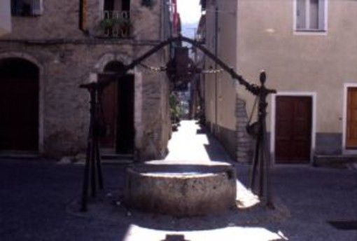 Villanova d'Albenga: Approvato il bilancio di previsione 2015 fondo di solidarietà ridotto di 130 mila euro Villanova d'Albenga: Approvato il bilancio di previsione 2015 fondo di solidarietà ridotto di 130 mila euro