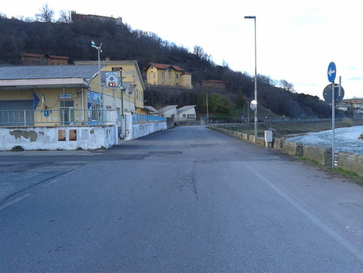 Cairo, miasmi in via Cortemilia: continuano i controlli Cairo, miasmi in via Cortemilia: continuano i controlli
