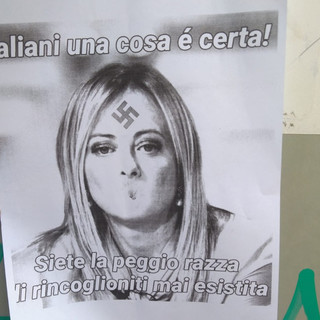 Svastica in fronte a Giorgia Meloni: volantini choc ad Albenga (FOTO)