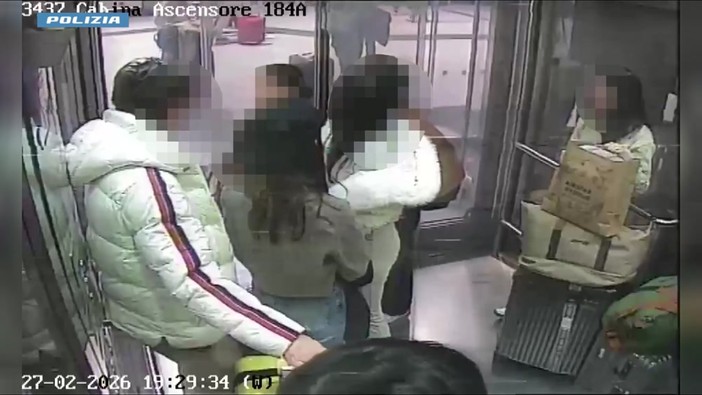 Oltre 100 furti a Malpensa, ecco come le ladre rubavano ai passeggeri in transito