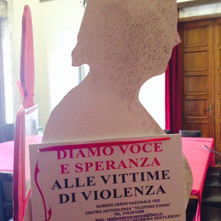 Savona celebra la giornata contro la violenza sulle donne