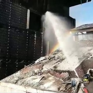 Un'altra notte di lavoro per i vigili del fuoco in Provincia di Savona. Interventi e presidio sia ad Orco Feglino che in Porto a Savona Un'altra notte di lavoro per i vigili del fuoco in Provincia di Savona. Interventi e presidio sia ad Orco Feglino che in Porto a Savona