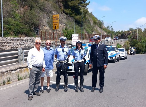 Albenga, senso unico in via Michelangelo