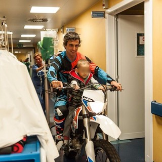 Settimana dell'Infanzia 2018 a Savona, spettacolo di acrobazie in motocross con Vanni Oddera