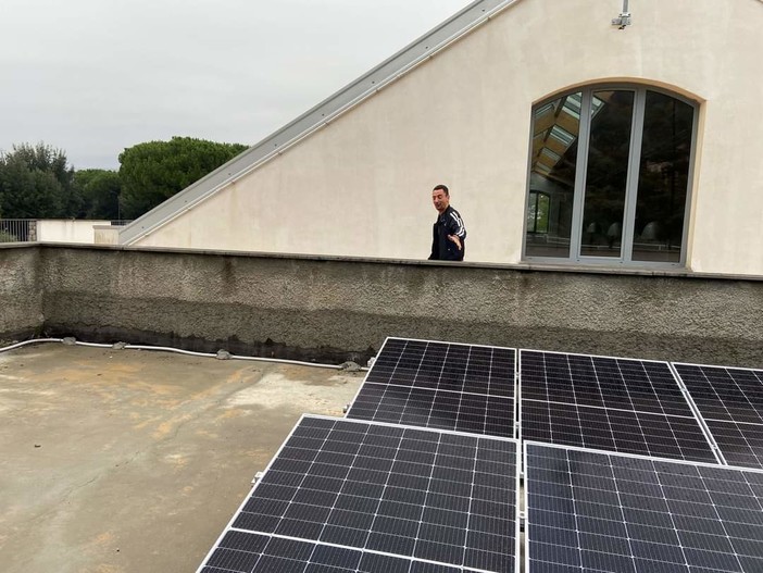 Villanova d'Albenga, attivato impianto fotovoltaico per fornire energia al Salone dei Fiori e alla biblioteca Villanova d'Albenga, attivato impianto fotovoltaico per fornire energia al Salone dei Fiori e alla biblioteca