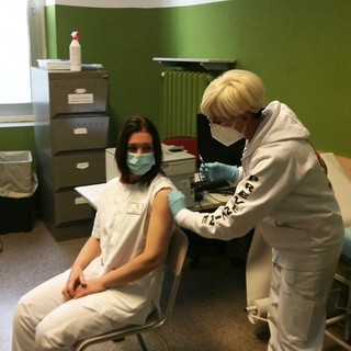 Gloria Capriata, la prima infermiera ligure vaccinata lo scorso 31 dicembre