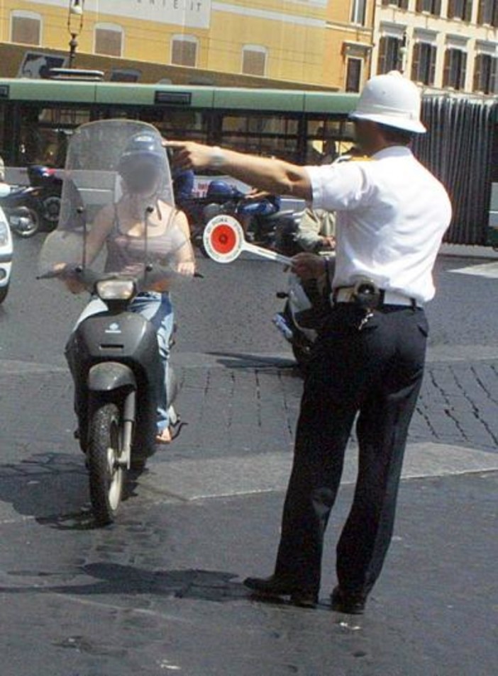 Savona: la "Befana del Vigile" porterà doni, musica e divertimento