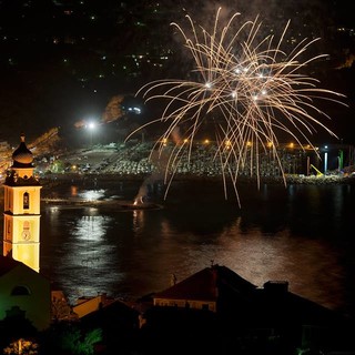 Quadruplo spettacolo di fuochi d'artificio questa sera ad Andora