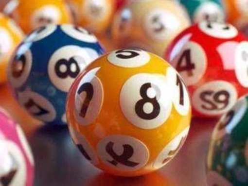 SuperEnalotto, estrazione e numeri vincenti di oggi 27 agosto 2026