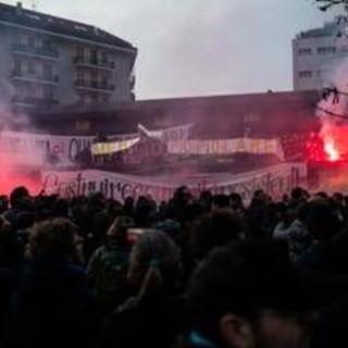 Scontri a corteo contro Milano Cortina, sei indagati: altri in corso di identificazione