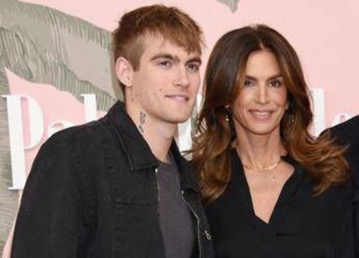 Morto il figlio di Cindy Crawford, Presley Gerber aveva 27 anni Morto il figlio di Cindy Crawford, Presley Gerber aveva 27 anni