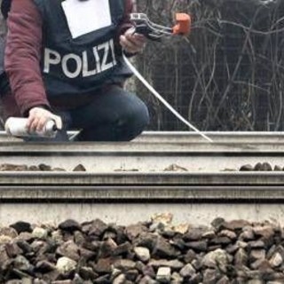 Milano Cortina, presunto sabotaggio su linea ferroviaria Lecco-Tirano: indaga l'antiterrorismo Milano Cortina, presunto sabotaggio su linea ferroviaria Lecco-Tirano: indaga l'antiterrorismo