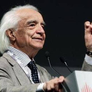 Zichichi, Meloni lo ricorda in Cdm e annuncia funerali solenni Zichichi, Meloni lo ricorda in Cdm e annuncia funerali solenni