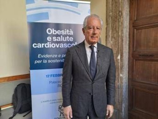 Cardiologo Perrone Filardi: "Curare obesità riduce infarto, ictus e ricoveri"