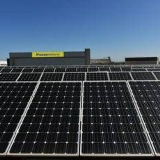 Poste, avanti sviluppo fotovoltaico: target 1300 impianti entro fine anno