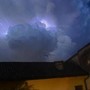 Meteo, Italia divisa a metà con temporali al Nord e caldo e sole al Sud: "Ma la fine dell'estate è ancora lontana"