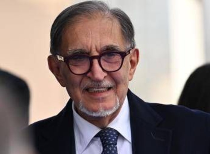 Famiglia nel bosco, i genitori in Senato per incontro con La Russa Famiglia nel bosco, i genitori in Senato per incontro con La Russa