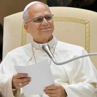 Papa, tumore diagnosticato dopo indigestione. Oncologi: "Adenocarcinoma non dà sintomi, scoperto per caso"