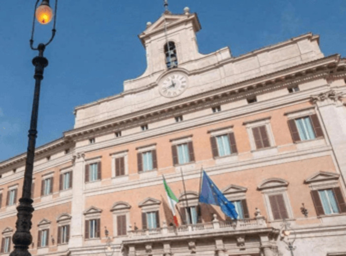 Tensione su convegno 'remigrazione' oggi alla Camera, Furgiuele: "Si fa". Opposizioni: "Va bloccato"