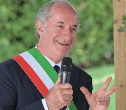 Fine vita, il Veneto approva la legge sul suicidio assistito. Zaia: "Decisione complessa e profonda"