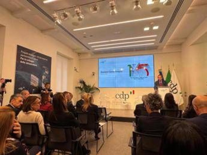 'Famiglie e risparmio', per 175 anni Cdp presenta libro su come cambiano scelte finanziarie italiani 'Famiglie e risparmio', per 175 anni Cdp presenta libro su come cambiano scelte finanziarie italiani